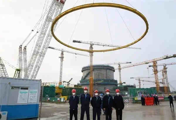 海南昌江核电厂3号机组环梁环轨整体吊装就位完成
